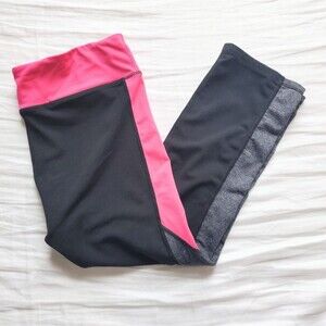 GapFit Factory Colorblock Capri Leggings Size S